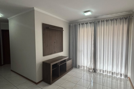 Apartamento para alugar - 74.95m² - Jardim Cruzeiro, Umuarama-PR