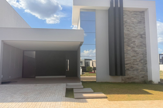 Casa para alugar - 146m² - Umuarama-PR