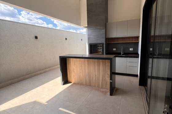 Casa para alugar - 146m² - Umuarama-PR