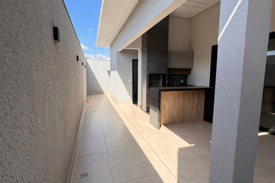 Casa para alugar - 146m² - Umuarama-PR