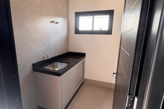 Casa para alugar - 146m² - Umuarama-PR