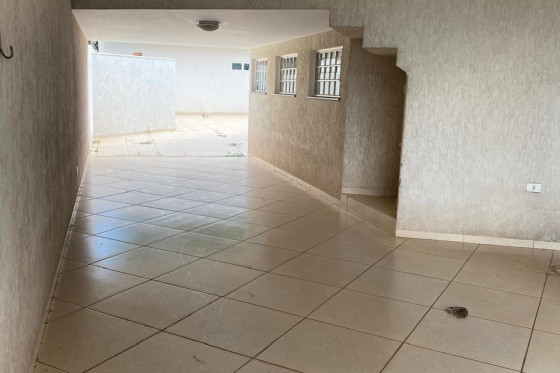 Casa para alugar - 430m² - Zona I, Umuarama-PR