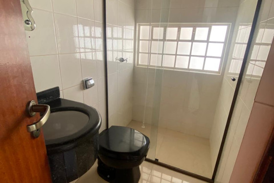 Casa para alugar - 430m² - Zona I, Umuarama-PR