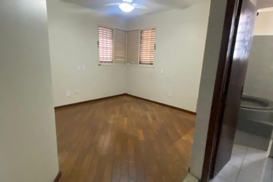 Casa para alugar - 430m² - Zona I, Umuarama-PR