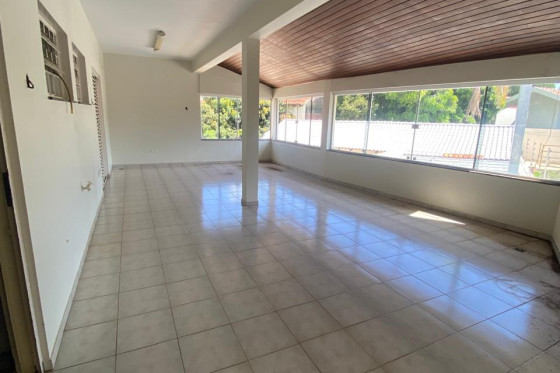 Casa para alugar - 430m² - Zona I, Umuarama-PR