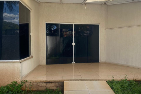 Casa para alugar - 430m² - Zona I, Umuarama-PR